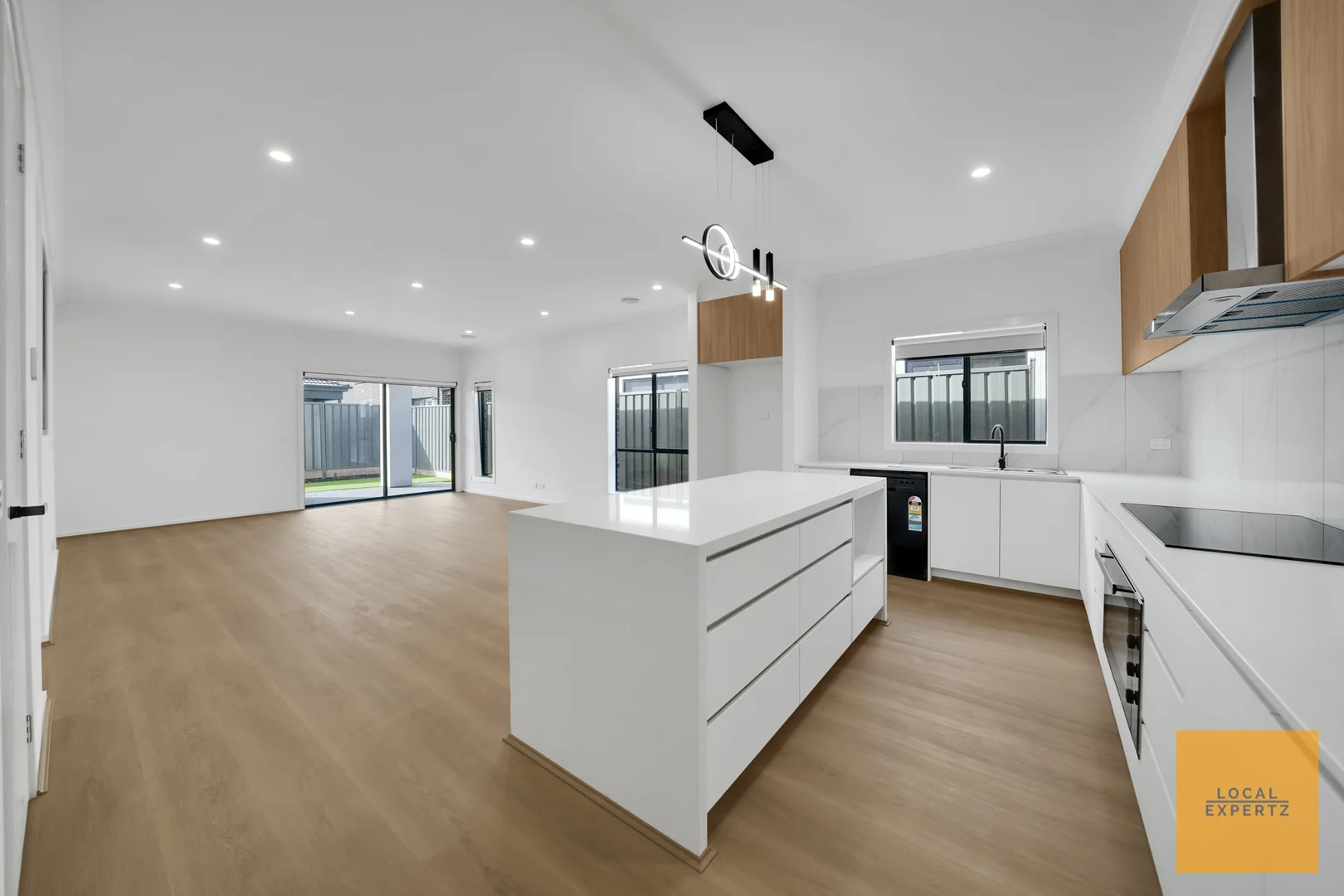 Additional image 8 of 74 Grappenhall Avenue, Strathtulloh VIC 3338