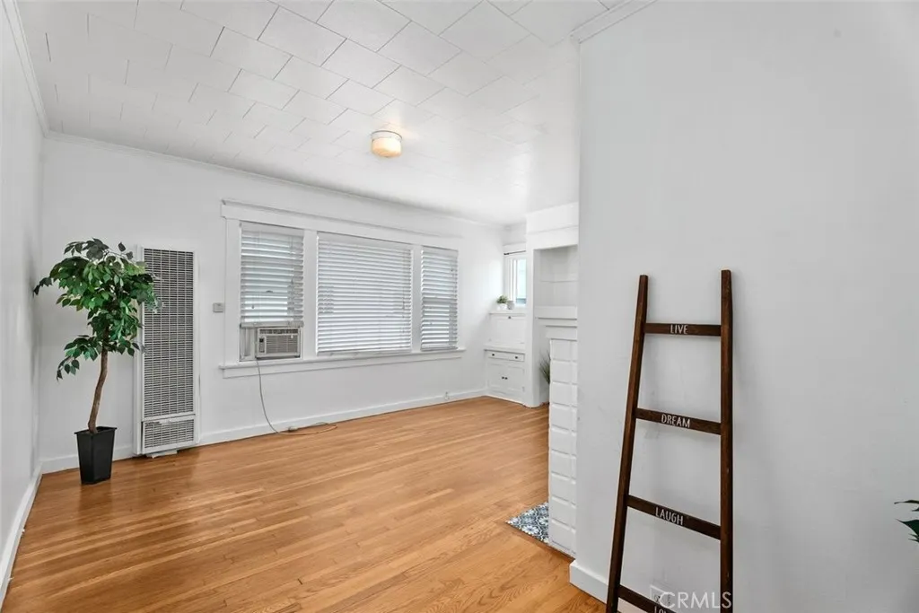 Additional image 37 of 1109 E 1st St Unit 7, Long Beach, CA 90802