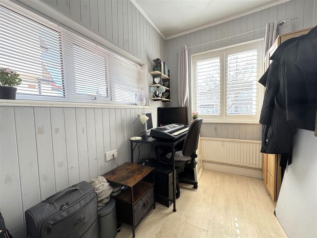 Additional image 12 of 4 bed semi-detached house for saleGlynde Road, Bexleyheath DA7
