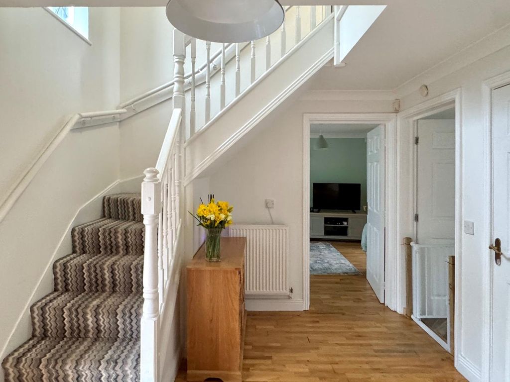 Additional image 9 of 4 bed detached house for saleHeol Fioled, Barry CF63