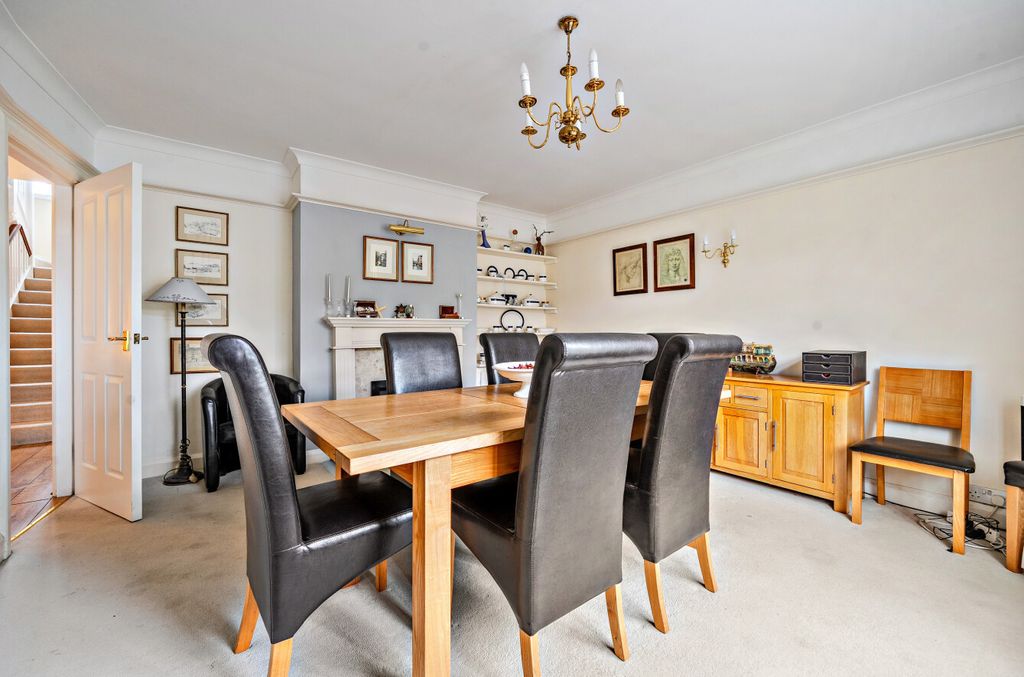 Additional image 6 of 4 bed detached house for saleCranmore Lane, Aldershot, Hampshire GU11