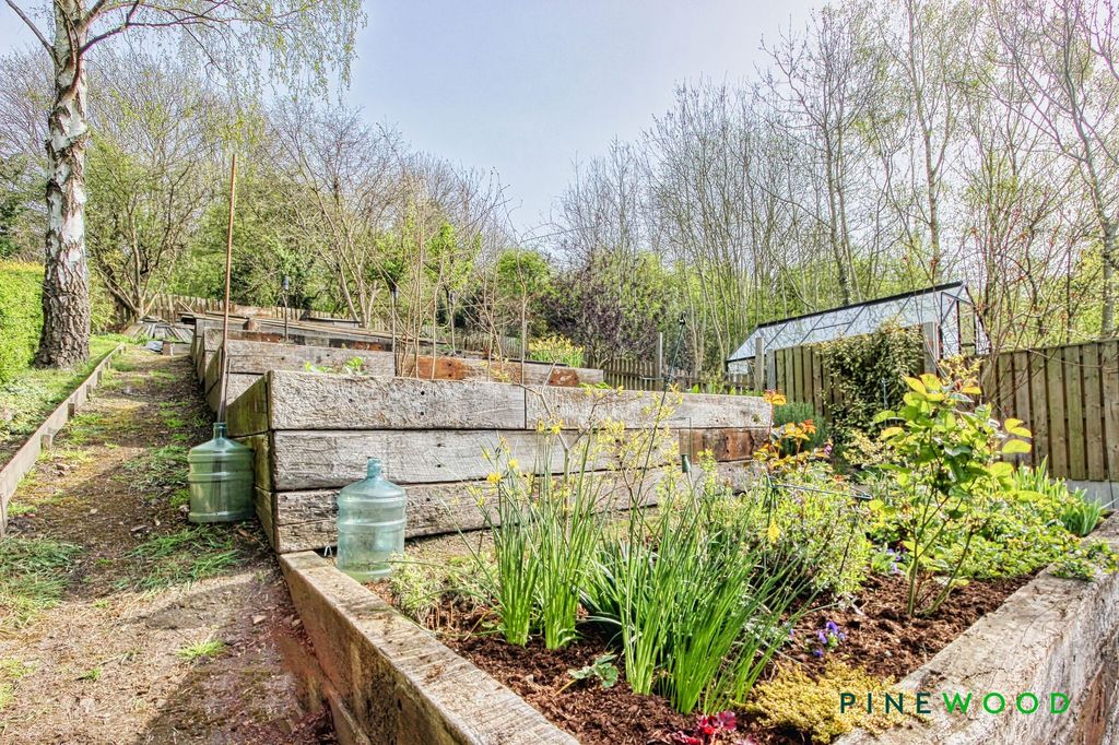 Additional image 31 of 3 bed semi-detached house for saleSpital Lane, Chesterfield S41