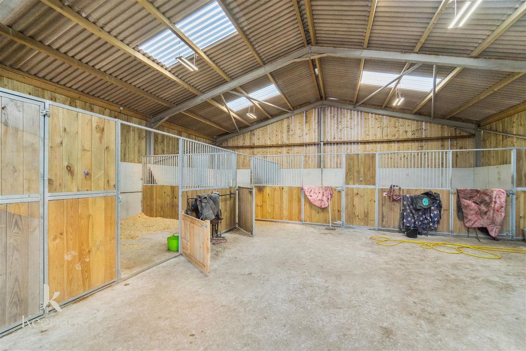 Additional image 67 of 4 bed farmhouse for saleTodmorden Road, Bacup OL13