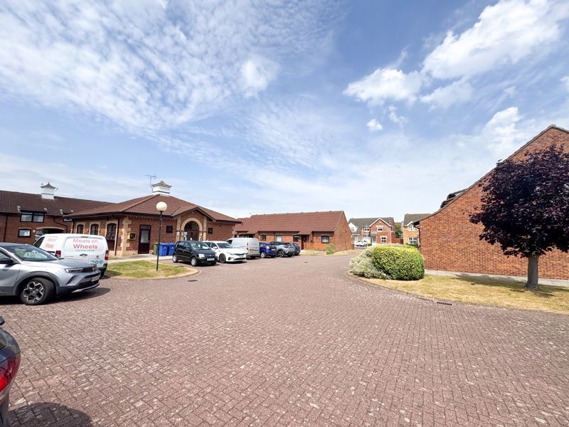 Additional image 11 of 2 bed flat for saleQueens Court, Grimsby DN34