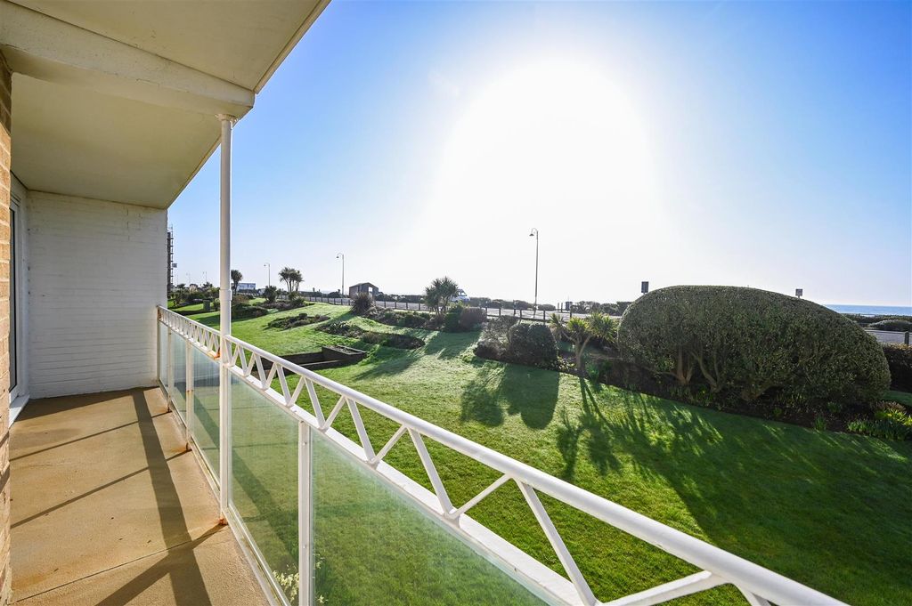 Additional image 17 of 2 bed flat for saleWest Parade, Bexhill-On-Sea TN39