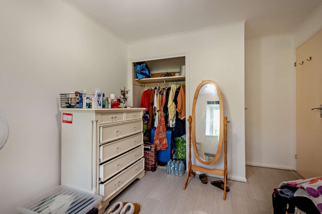 Additional image 12 of 1 bed flat for saleWillowmead Close, Woking GU21