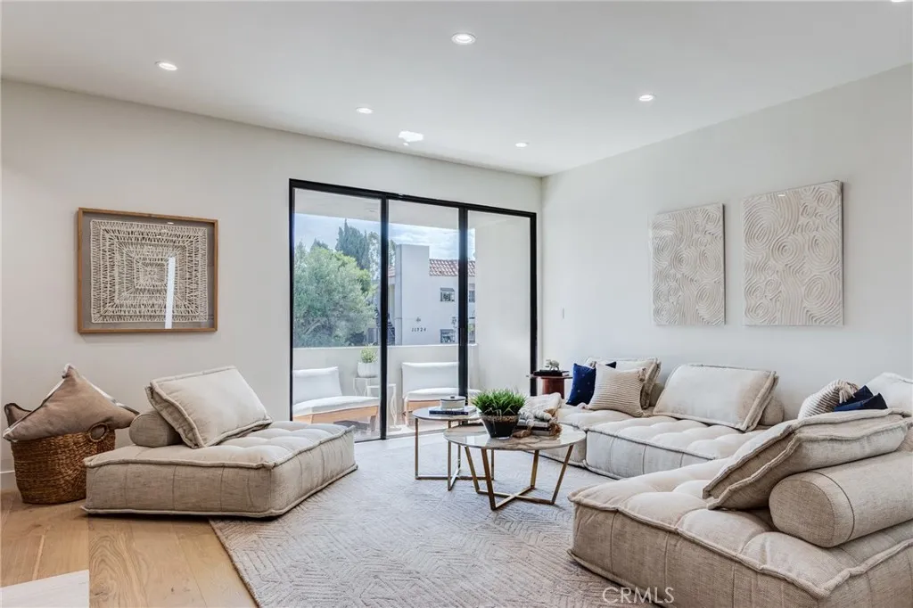 Additional image 32 of 11919 Mayfield Ave Unit 2, Los Angeles, CA 90049