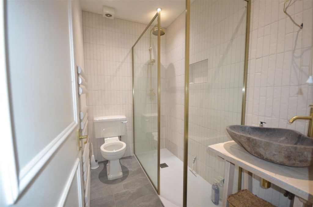 Additional image 5 of 1 bed flat for saleMallard Road, Abbots Langley WD5