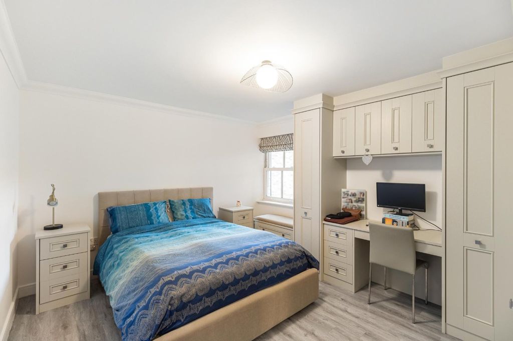 Additional image 5 of 2 bed flat for saleKemerton Road, Beckenham BR3