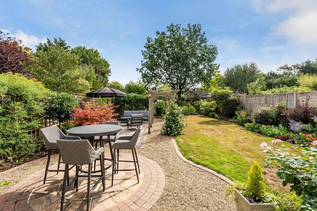 Additional image 22 of 4 bed detached house for saleAgates Lane, Ashtead KT21