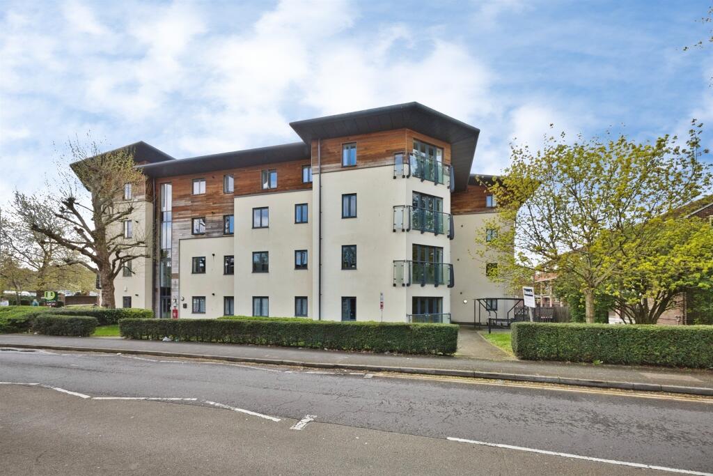 Queensway Place, Yeovil