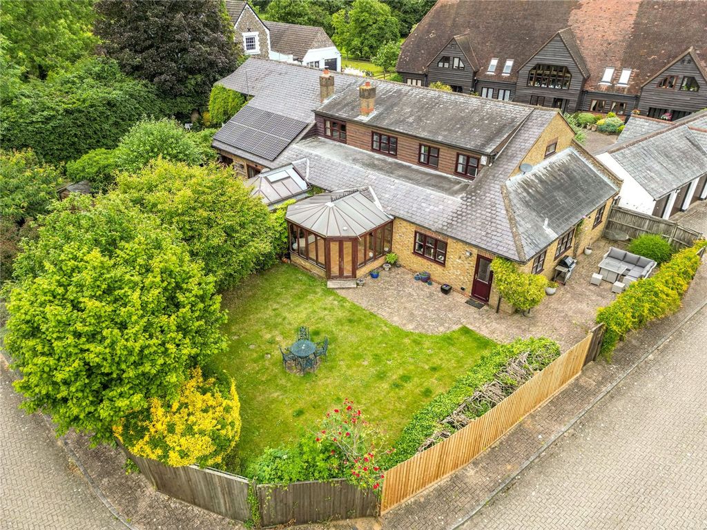 Additional image 26 of 4 bed semi-detached house for saleDairy Way, Abbots Langley WD5