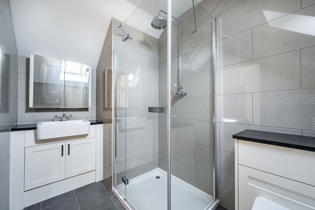 Additional image 12 of 4 bed detached house for saleNorthcourt Avenue, Reading RG2