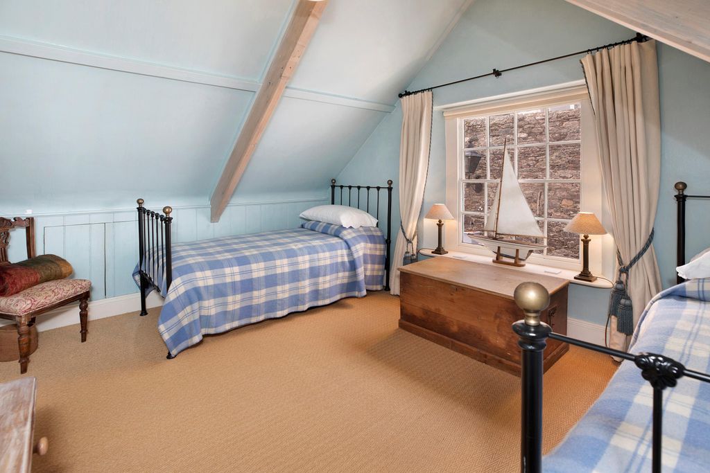 Additional image 11 of 6 bed property for saleBayards Cove, Dartmouth, Devon TQ6