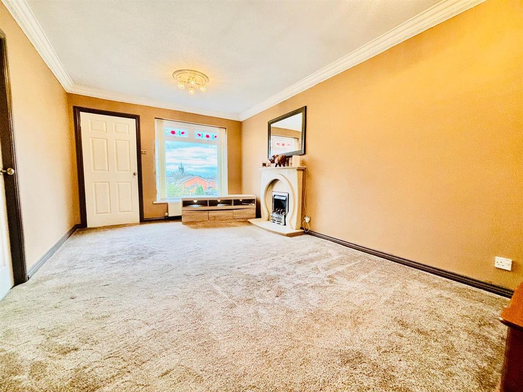 Additional image 5 of 2 bed semi-detached bungalow for saleThornhill Croft, Wortley, Leeds LS12