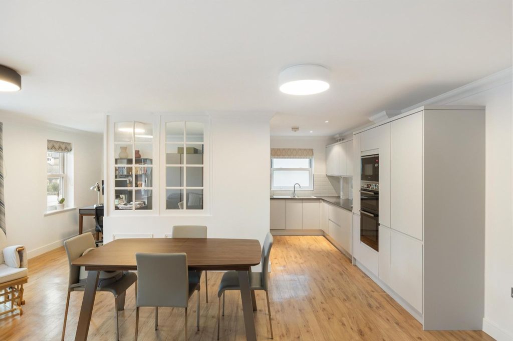 Additional image 10 of 2 bed flat for saleKemerton Road, Beckenham BR3