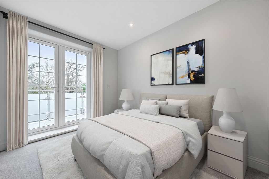Additional image 8 of 2 bed flat for saleBromley Road, Beckenham BR3