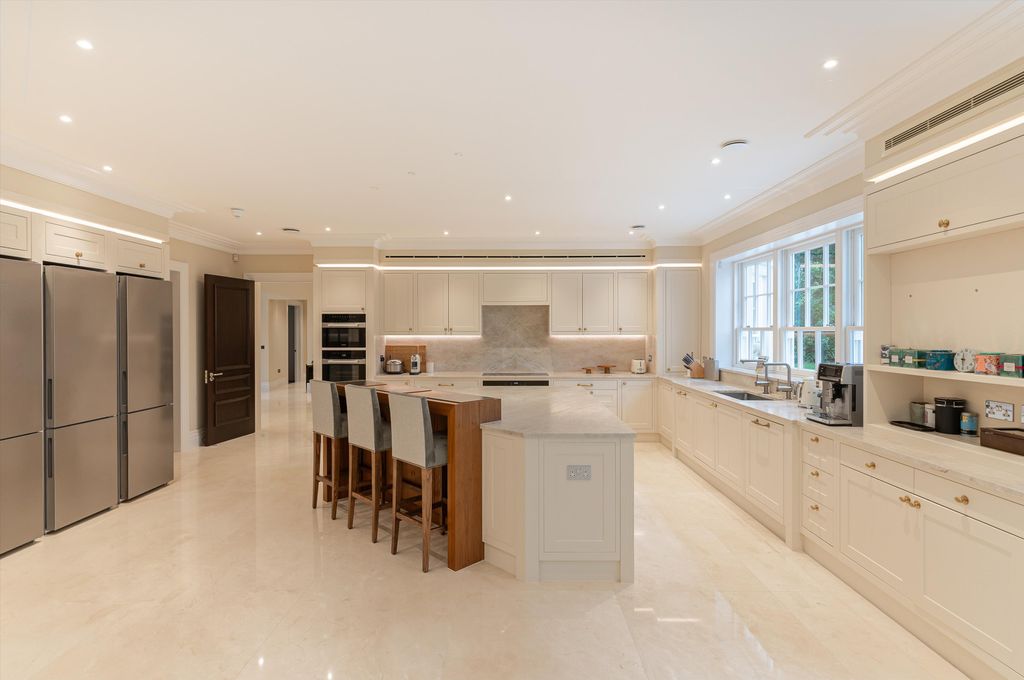 Additional image 12 of 6 bed detached house for saleVirginia Avenue, Virginia Water, Surrey GU25