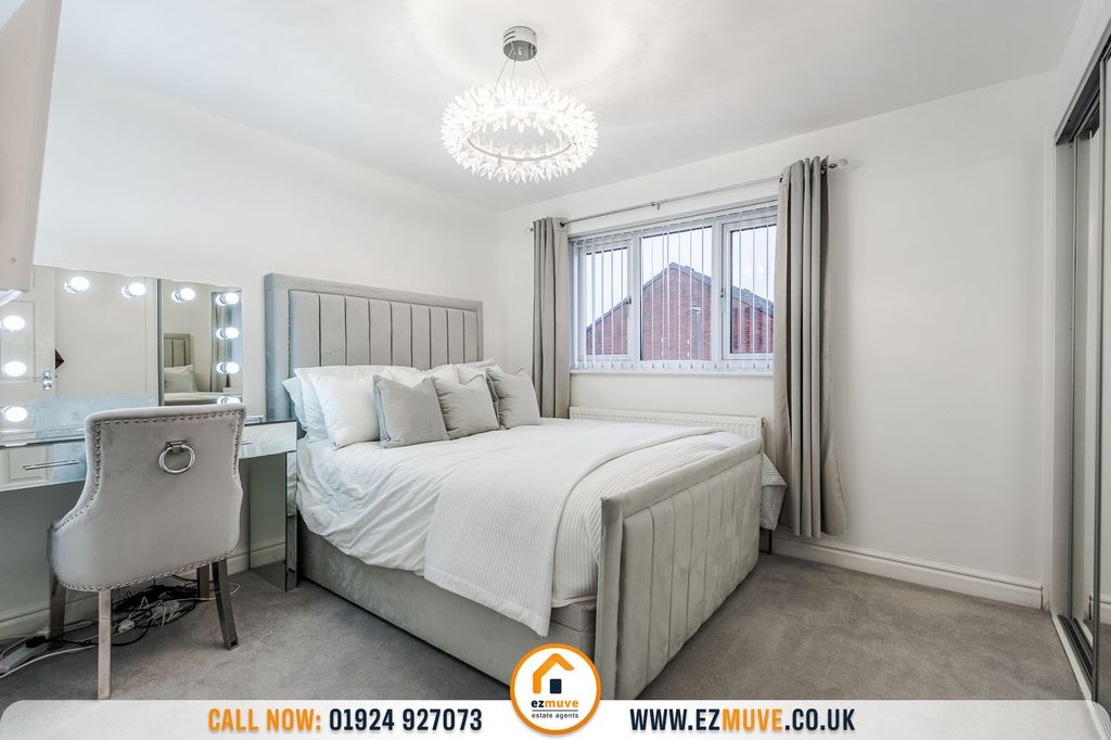Additional image 13 of 3 bed detached house for salePlover Drive, Batley WF17