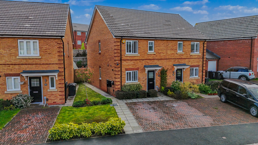 Hawthorn Way, Birmingham, B38 9AT