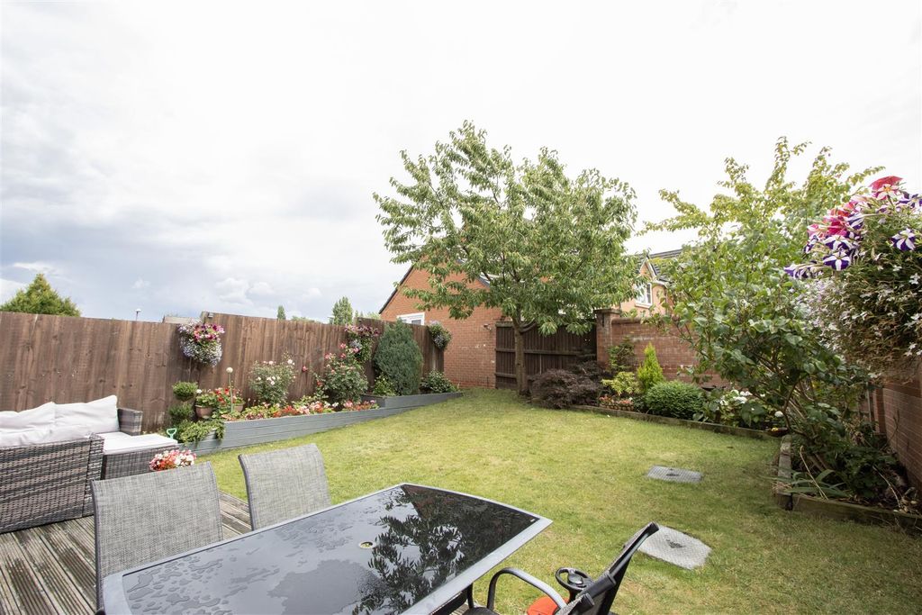 Additional image 15 of 3 bed detached house for saleRugby Drive, Chesterfield S41