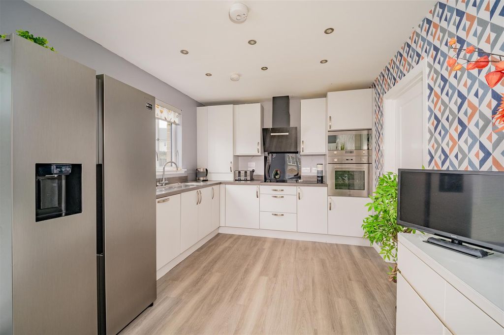 Additional image 7 of 3 bed property for saleBuick Drive, Arbroath DD11