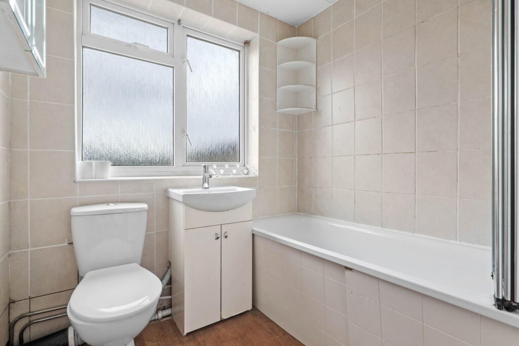 Additional image 10 of 23 Fulton Close, Bromsgrove, Worcestershire.  B60 2HA