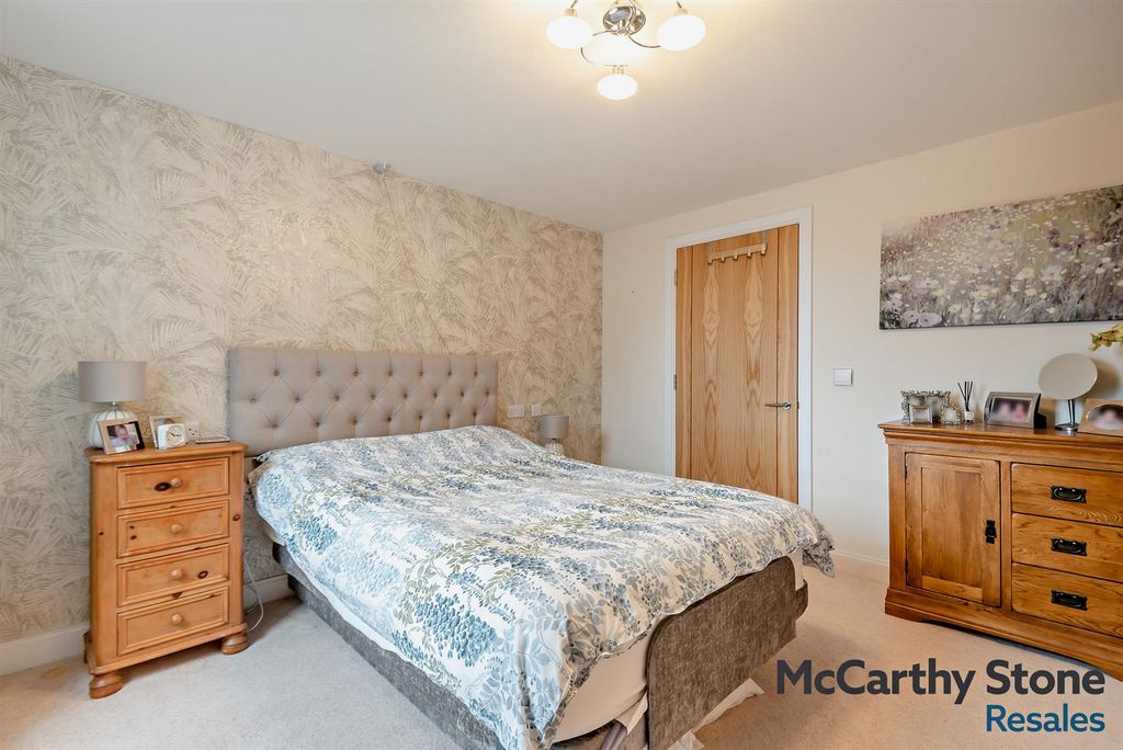 Additional image 7 of 1 bed flat for saleWayfarer Place, The Dean, Alresford SO24