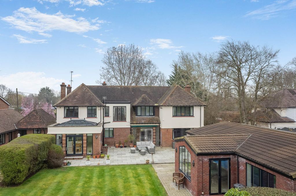 Additional image 29 of 6 bed detached house for saleNew Road, Weston Turville HP22