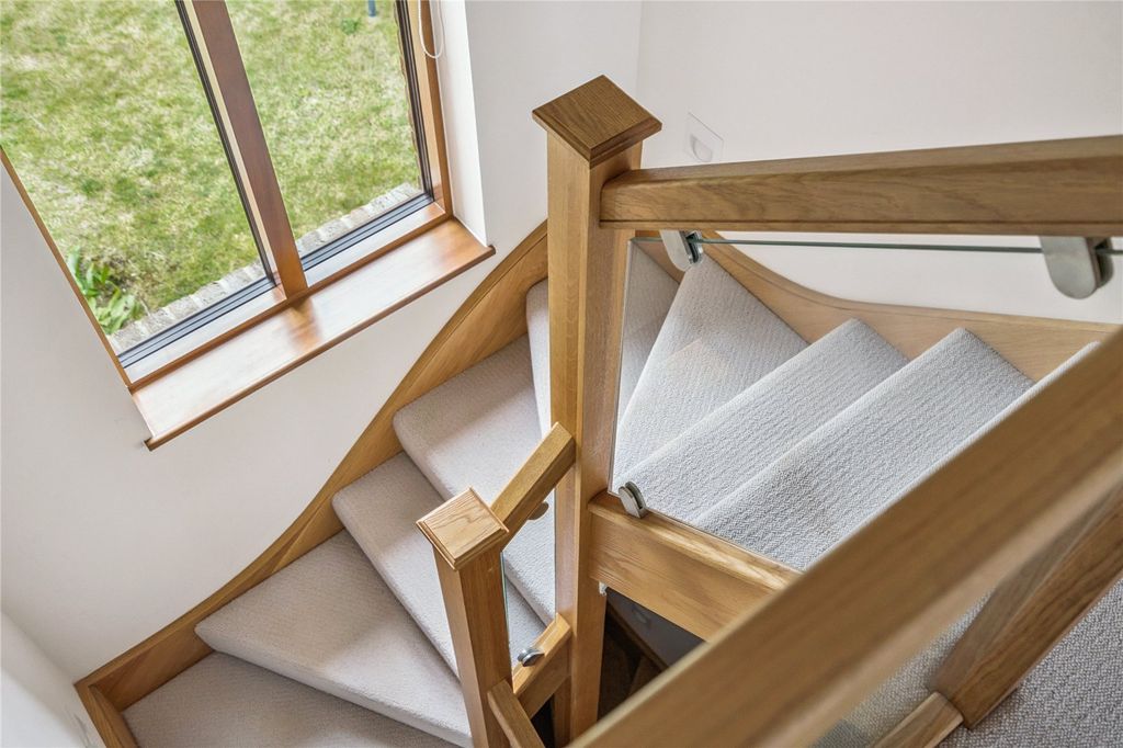 Additional image 8 of 4 bed detached house for saleRossway, Berkhamsted, Hertfordshire HP4