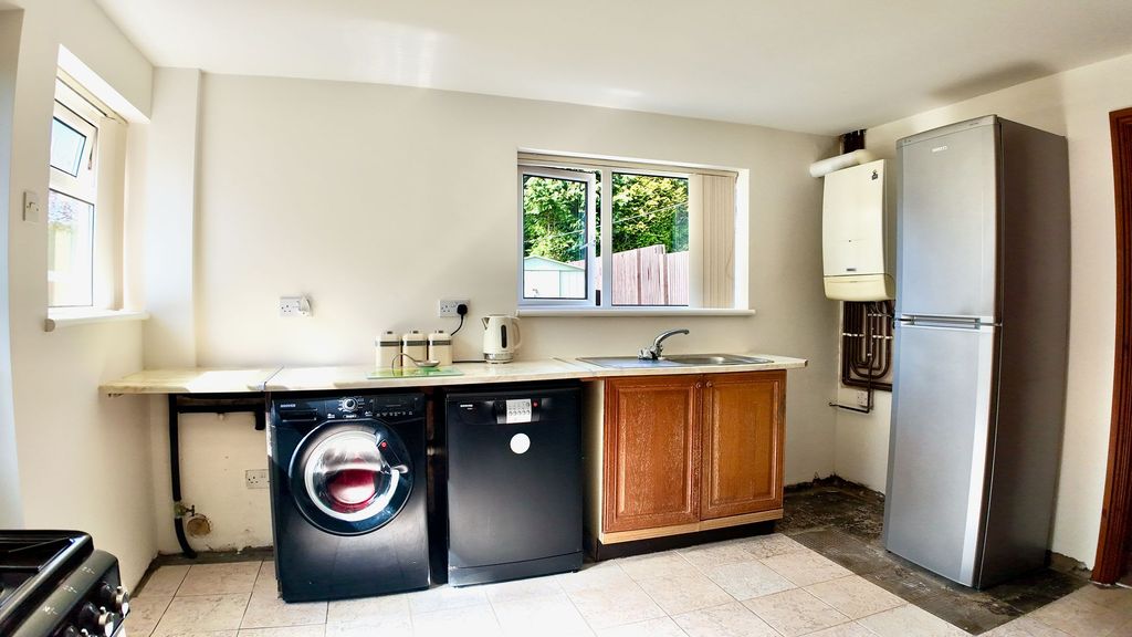 Additional image 9 of 3 bed semi-detached house for saleMontclaire Avenue, Blackwood NP12