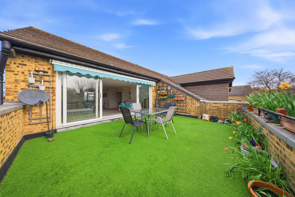 Additional image 2 of 3 bed penthouse for saleOverbury Avenue, Beckenham BR3