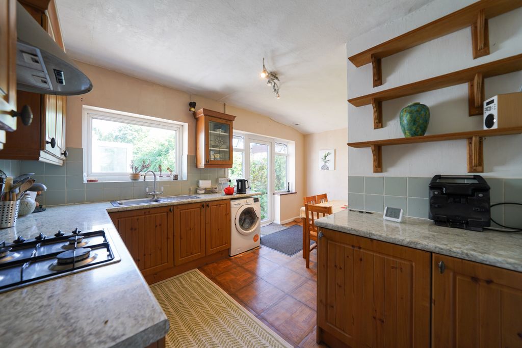 Additional image 2 of 3 bed detached bungalow for saleLeicester Road, Markfield, Leicestershire LE67