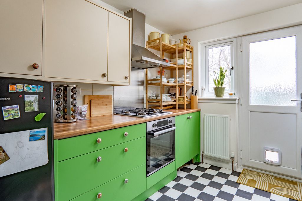 Additional image 10 of 2 bed flat for saleFir Place, Inverness IV2