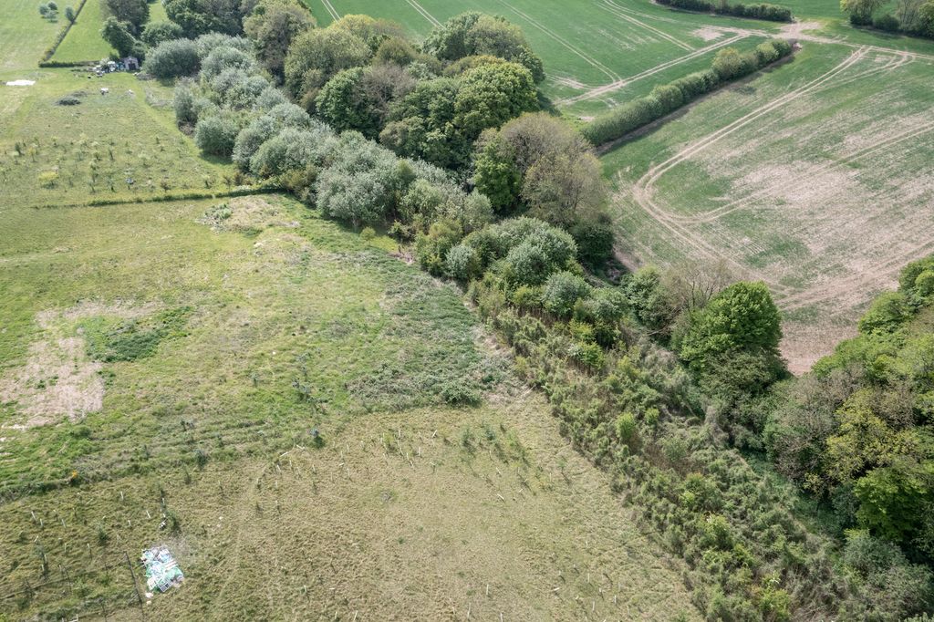 Additional image 3 of Land for saleUpper Bourne End Lane, Hemel Hempstead HP1