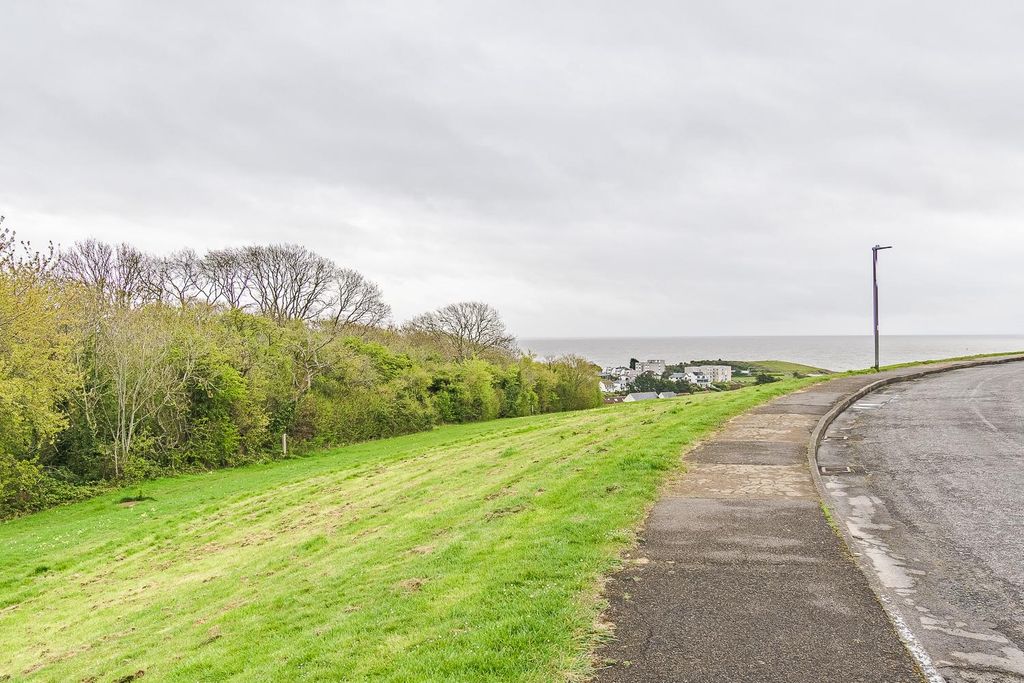Additional image 14 of 4 bed terraced house for saleMarine Drive, Barry CF62
