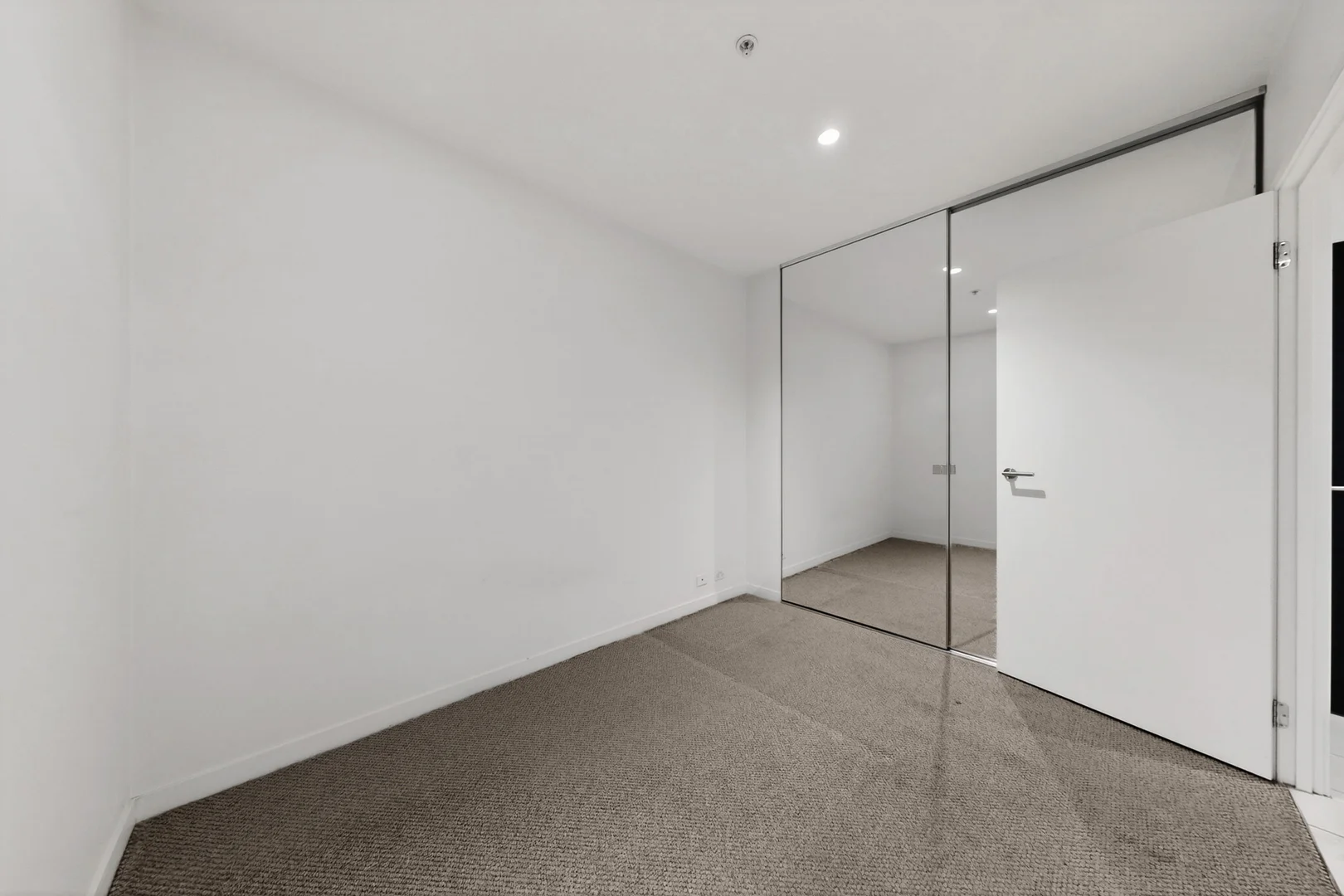 Additional image 11 of 207c/11 Shamrock Street, Abbotsford VIC 3067