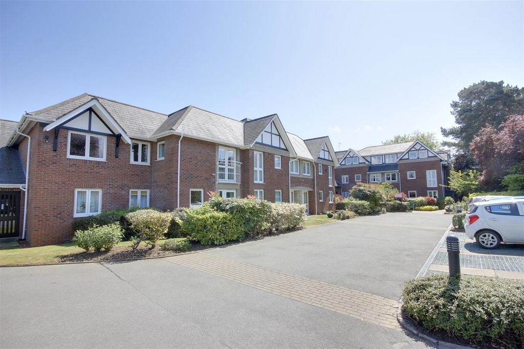 Additional image 3 of 2 bed flat for saleHudson Court, Hessle HU13