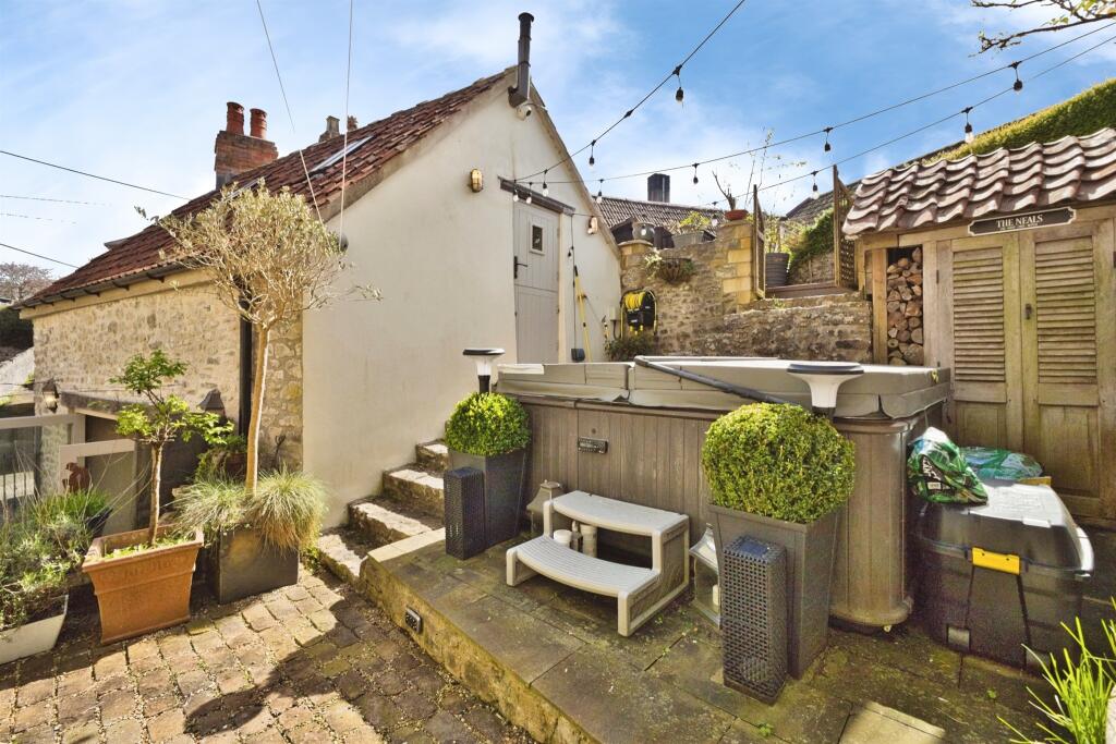 Additional image 21 of Leg Square, Shepton Mallet