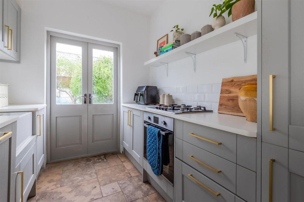 Additional image 5 of 2 bed property for saleDaisy Street, Canton, Cardiff CF5