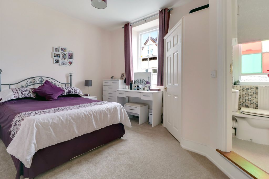 Additional image 8 of 2 bed flat for saleMarket Place, Bideford, Devon EX39