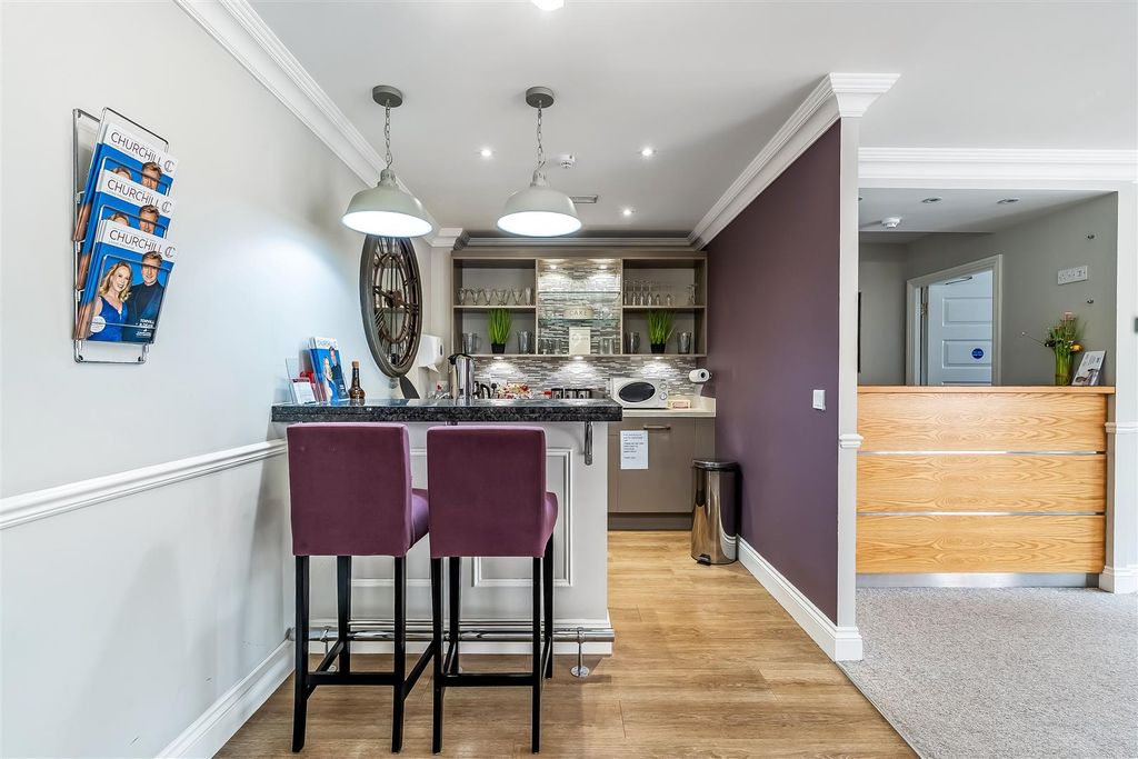 Additional image 12 of 1 bed property for saleLeatherhead Road, Ashtead KT21