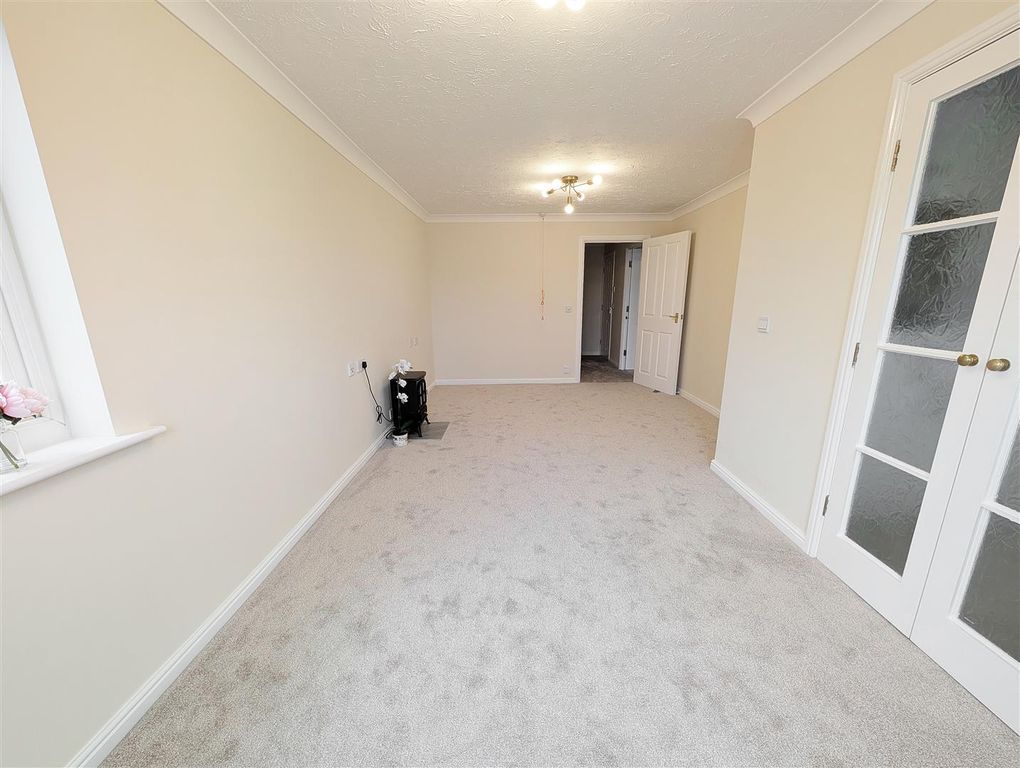 Additional image 2 of 1 bed flat for saleBarrow Lane, Hessle HU13