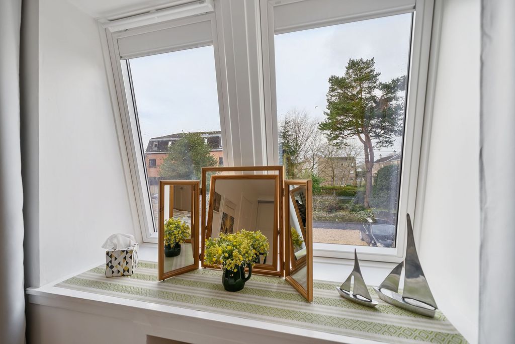 Additional image 11 of 2 bed semi-detached house for sale2 Millborne Mews, 91A Sinclair Street, Helensburgh G84