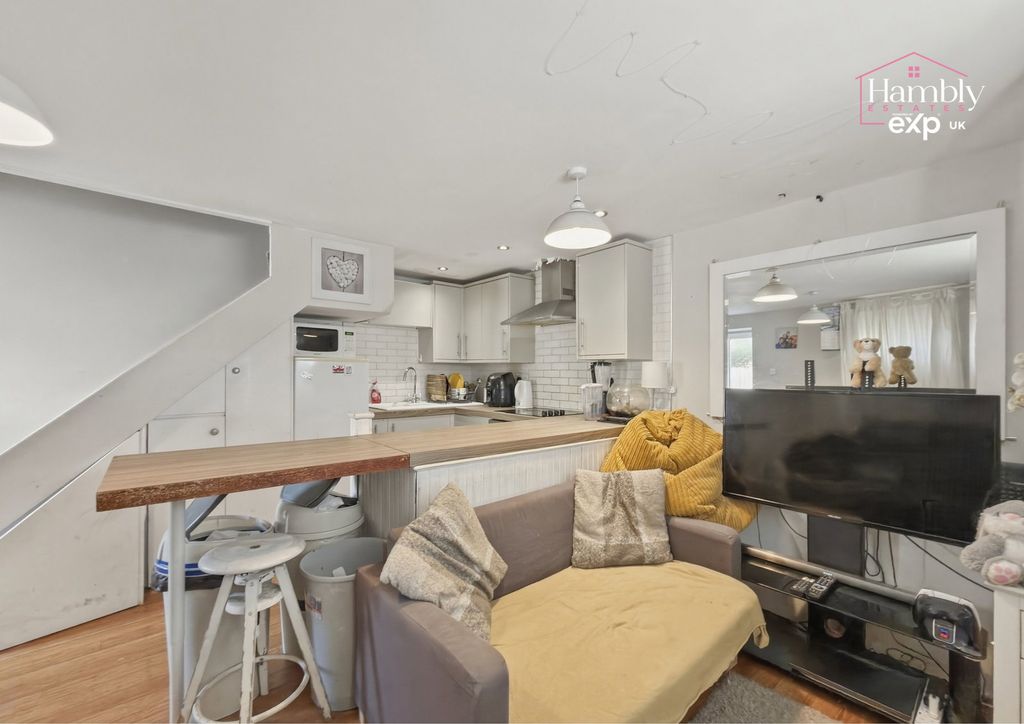 Additional image 3 of 2 bed end terrace house for saleSomerset Street, Grangetown, Cardiff CF11