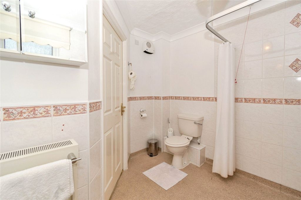 Additional image 8 of 1 bed flat for saleAire Valley Court, Bingley BD16