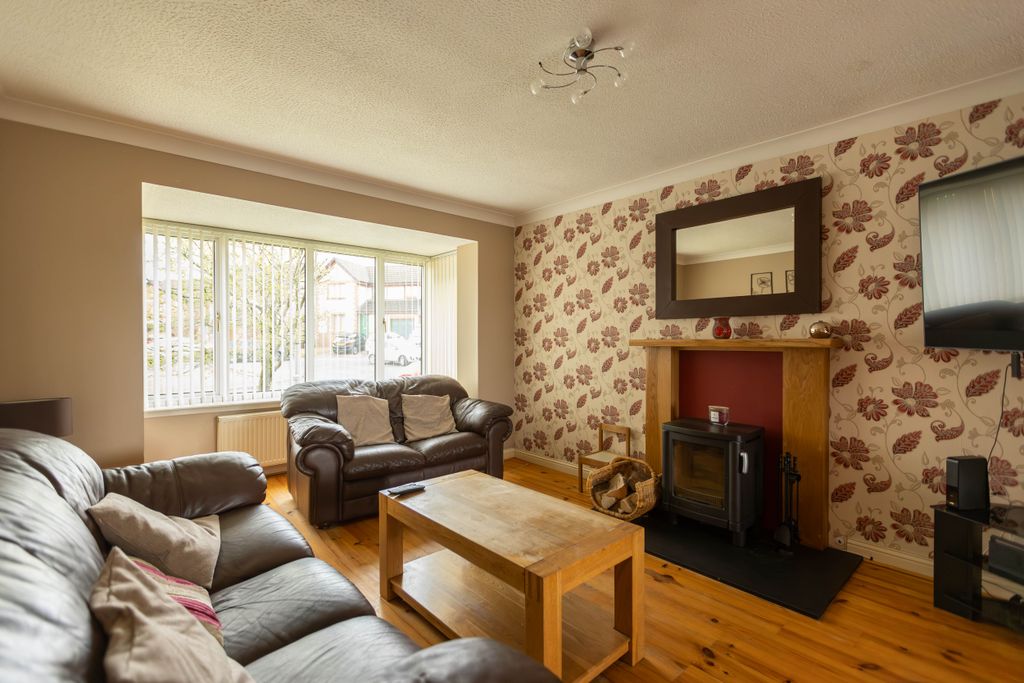 Additional image 2 of 3 bed detached house for saleSteading Drive, Alexandria G83