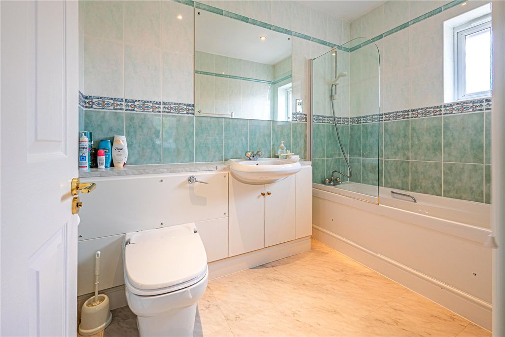 Additional image 26 of 5 bed detached house for saleShenstone Hill, Gravel Path, Berkhamsted, Hertfordshire HP4