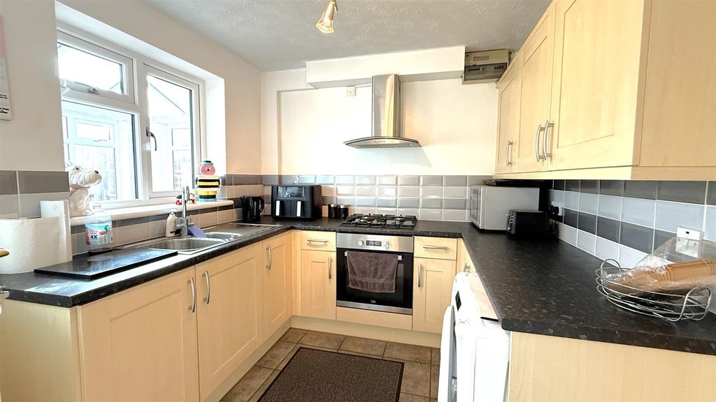 Additional image 6 of 2 bed semi-detached house for saleSelly Hall Croft, Bournville, Birmingham B30