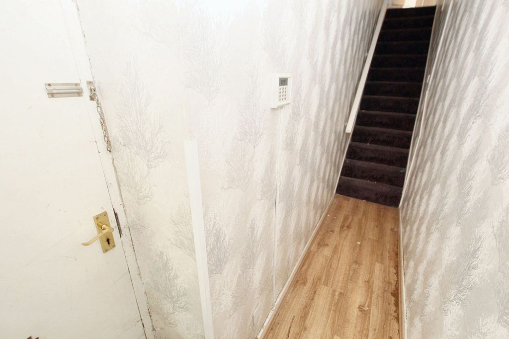 Additional image 8 of 1 bed flat for saleRochdale Road, Todmorden OL14